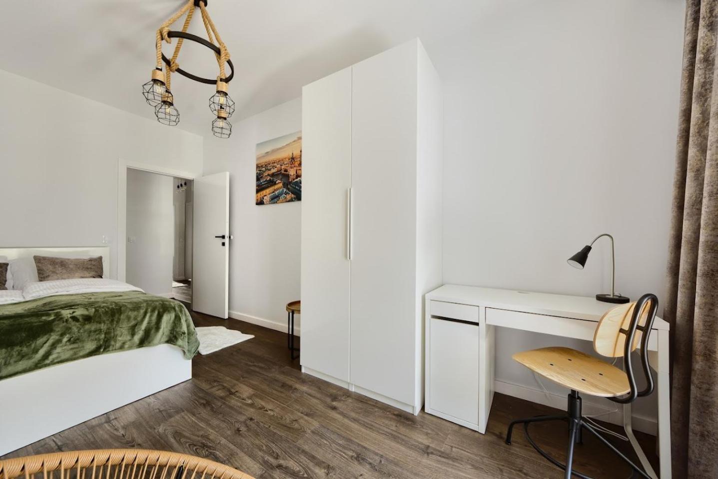 Cracow Masarska Premium